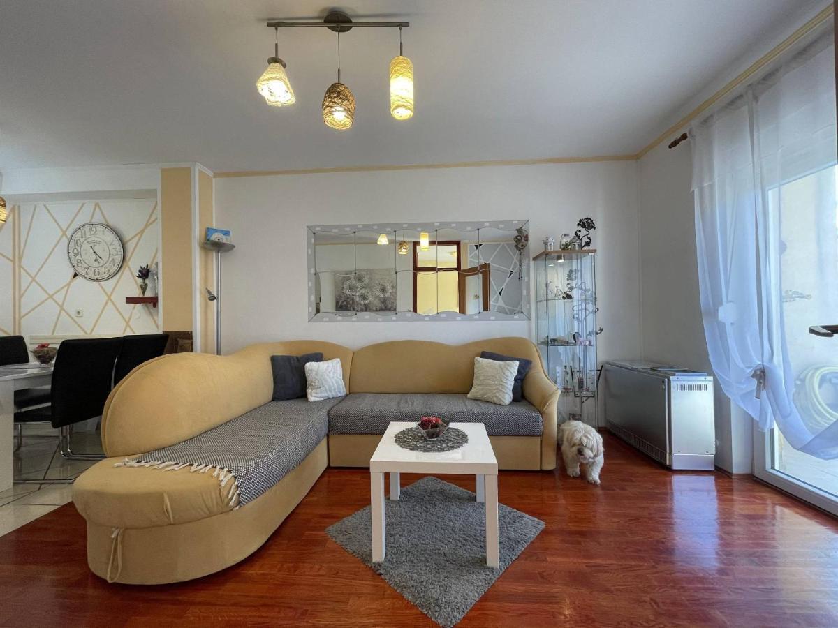 Apartment Malu Пула Экстерьер фото