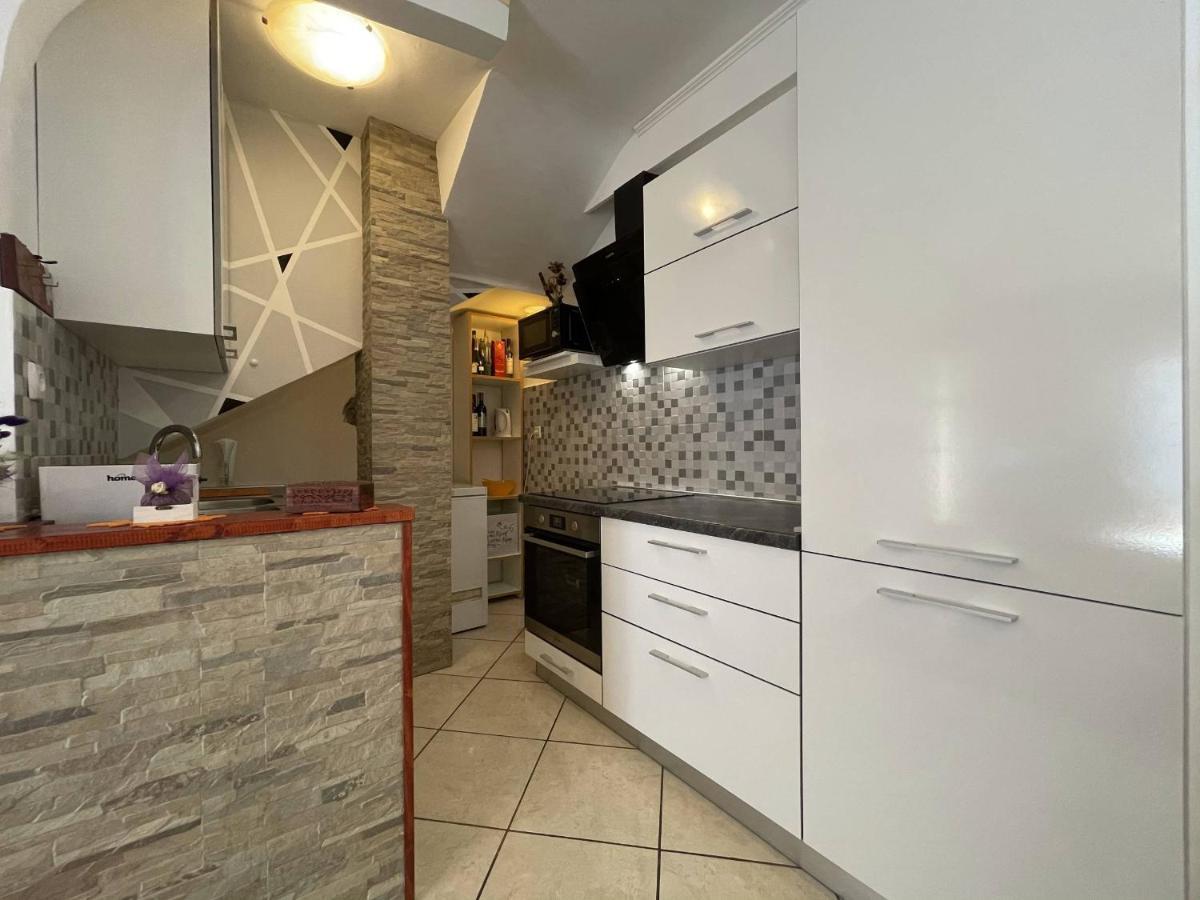 Apartment Malu Пула Экстерьер фото